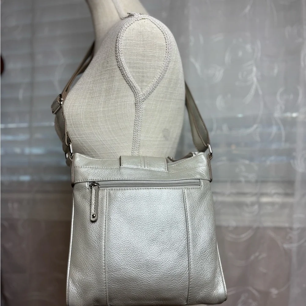 Tignanello Silver Metallic Leather Crossbody/Shoulder Purse